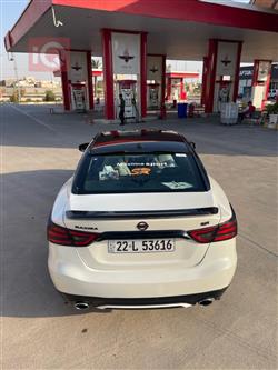 Nissan Maxima
